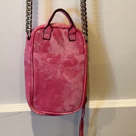 Aimee kestenberg - Picture 3 of 5